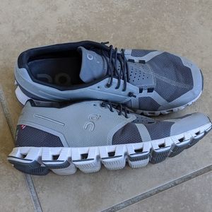 Men's on cloud tennis shoes